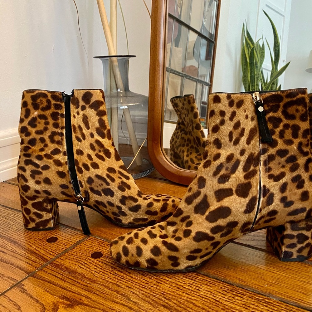 M. Gemi leopard print boots SZ 10